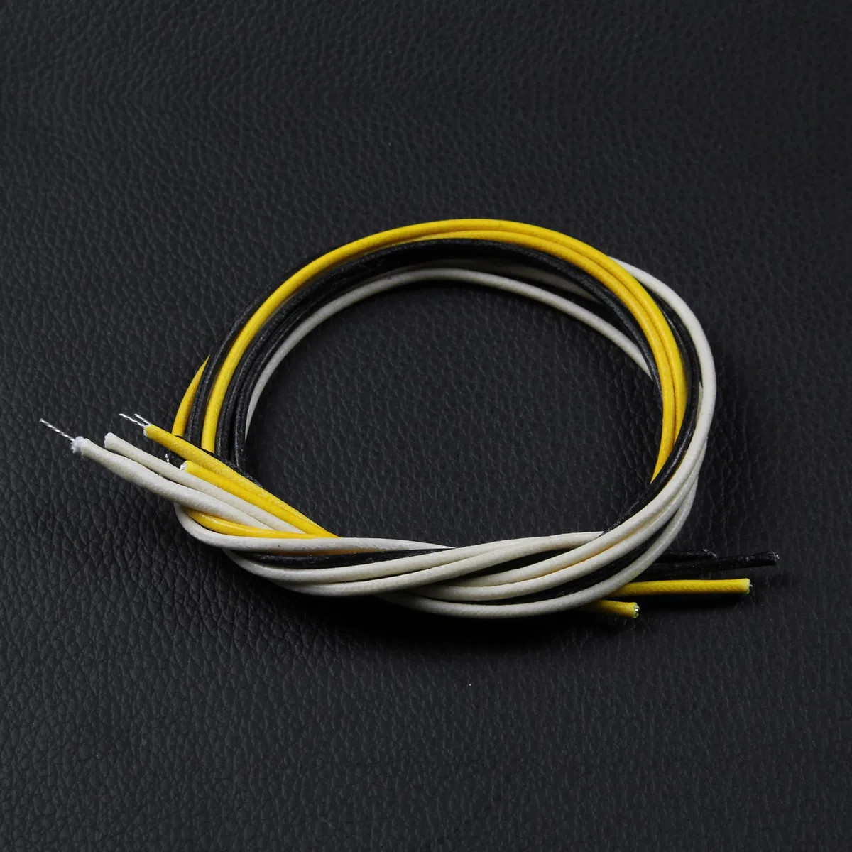 FLEOR Cavo intrecciato in tessuto a doppio ST da 1 piedi Cavo per chitarra Cavo per chitarra rivestito in tessuto Cavo di collegamento per pickup per chitarra 22awg- 4 colori Totale 8 piedi