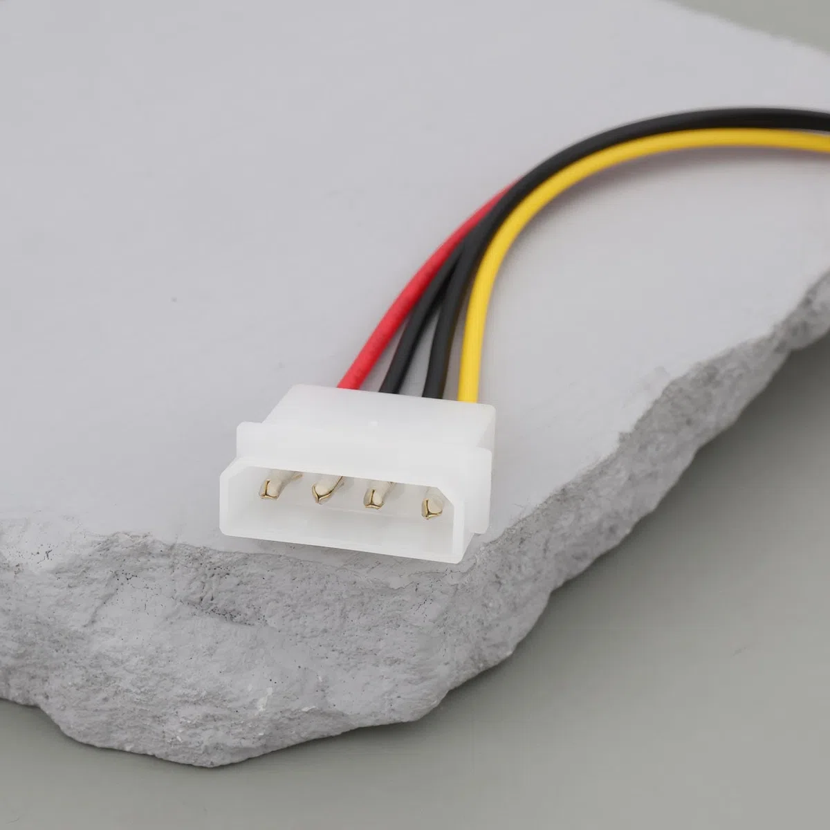 4 connettori di alimentazione floppy da maschio Molex a 4 pin femmina a 4 pin, compatibili con floppy disk da 3,5 pollici da 30 cm