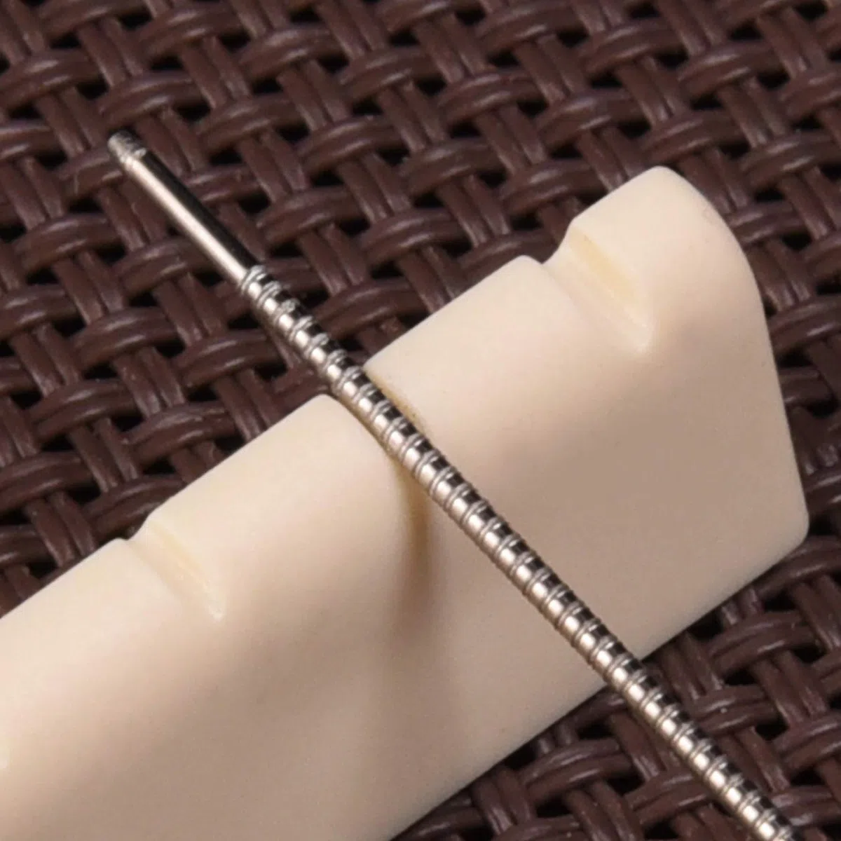 Set di lime per capotasto per ponte chitarra, 13 diverse dimensioni, in acciaio inox, con pietra abrasiva, per chitarra elettrica, acustica, ukulele, basso, banjo, mandolino (verde)