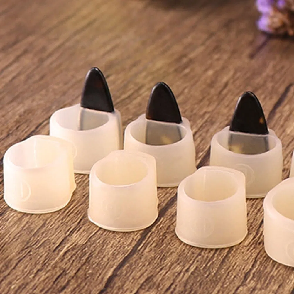 ibasenice Coperture Protettive Per Unghie Guzheng in Silicone Morbido Accessori Per Guzheng Riutilizzabili E Traspiranti Set 8 Pezzi Per Strumento a Corda Proteggi Dita Antiscivolo